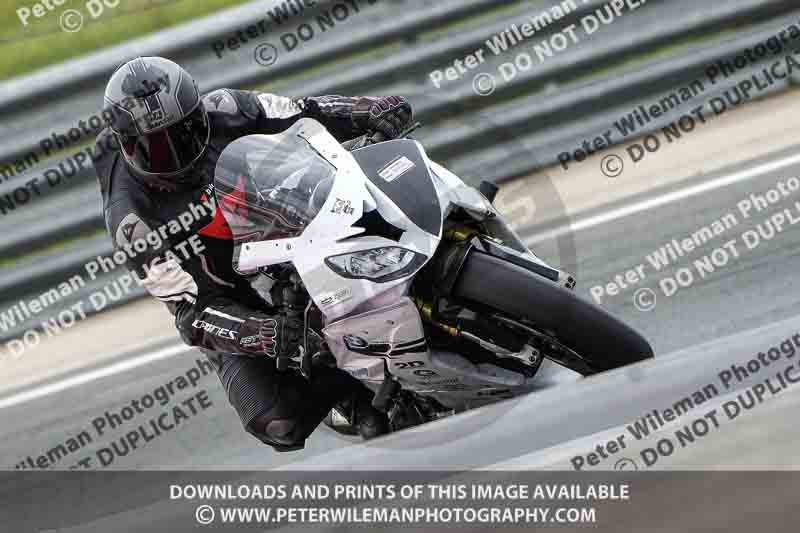 cadwell no limits trackday;cadwell park;cadwell park photographs;cadwell trackday photographs;enduro digital images;event digital images;eventdigitalimages;navarra;no limits trackdays;peter wileman photography;racing digital images;trackday digital images;trackday photos